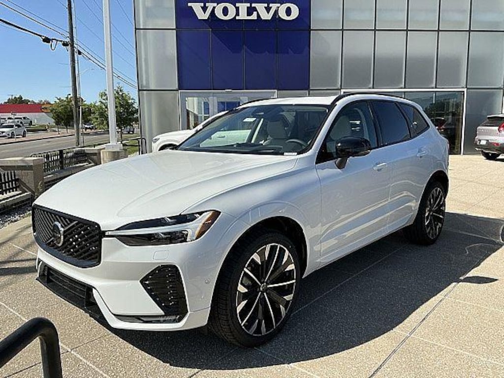New 2026 Volvo XC60 B5 Ultra SUV