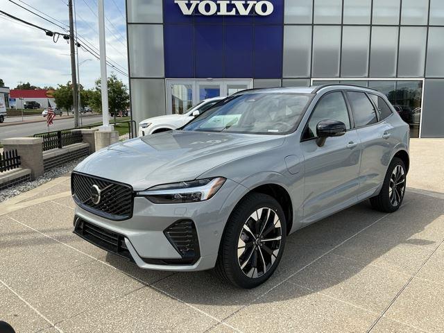 2026 Volvo XC60 T8 Plus Dark AWD's photo