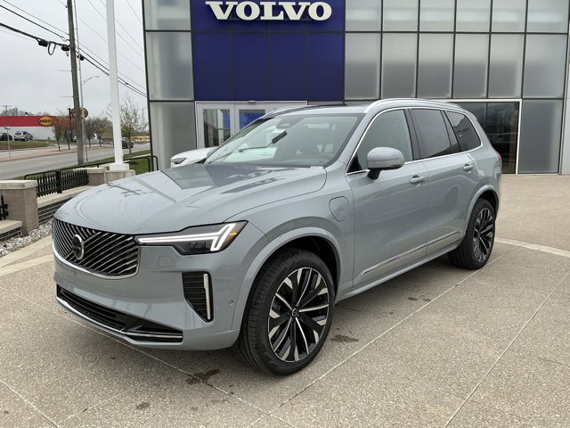 2026 Volvo XC90 T8 Recharge Ultra Bright 6-Seater 4WD's photo