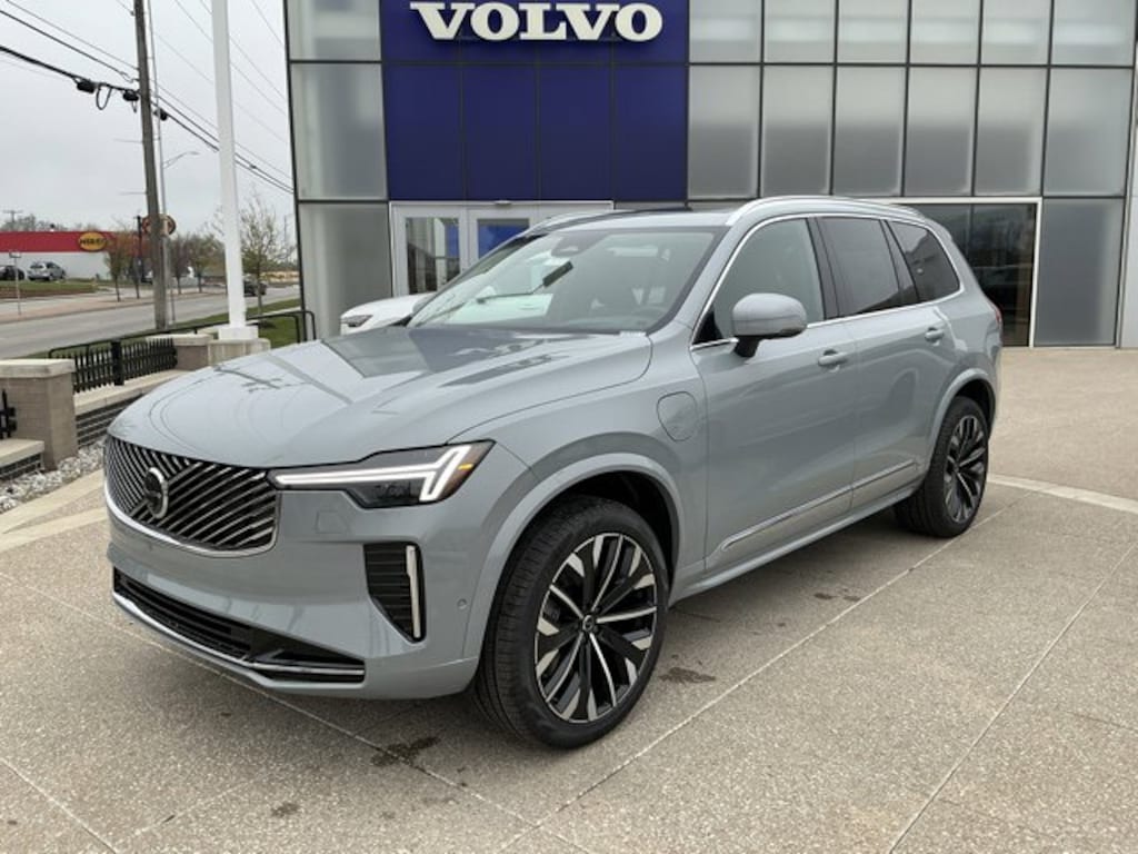 New 2026 Volvo XC90 plug-in hybrid T8 Ultra 6-Seater SUV