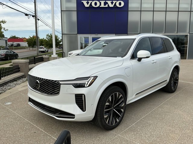 2026 Volvo XC90 T8 Recharge Plus Bright 7-Seat 4WD's photo
