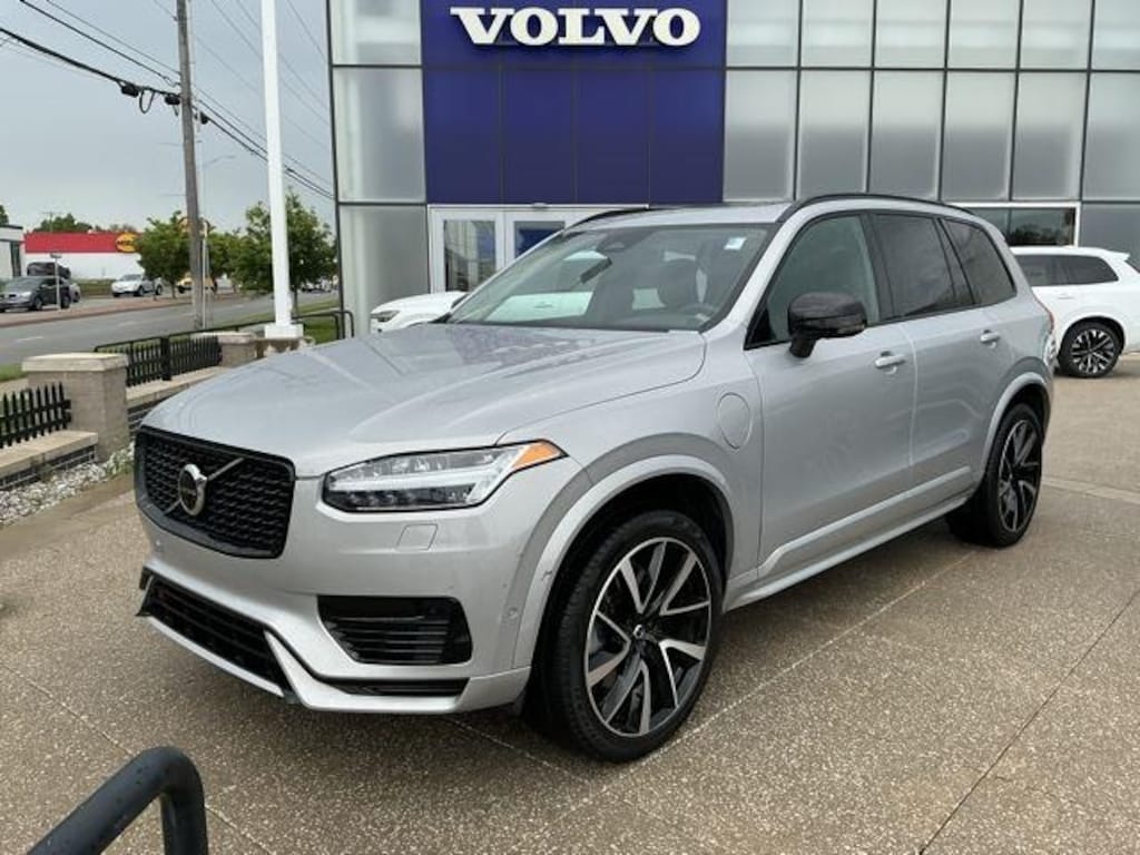 Certified 2023 Volvo XC90 Recharge Plug-In Hybrid Plus Dark Theme SUV