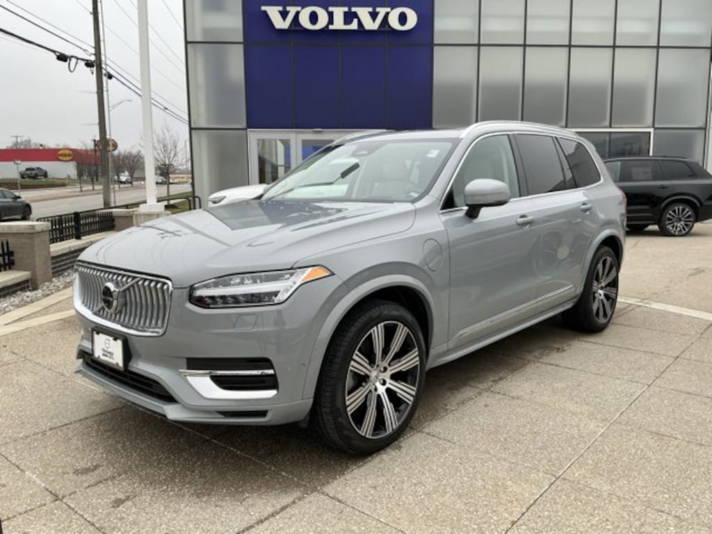 Certified 2024 Volvo XC90 Recharge Plug-In Hybrid Ultimate Bright Theme T8 eAWD PHEV Ultimate Bright Theme 7P