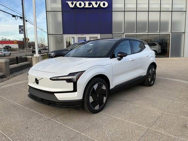 2026 Volvo EX30 Plus's photo