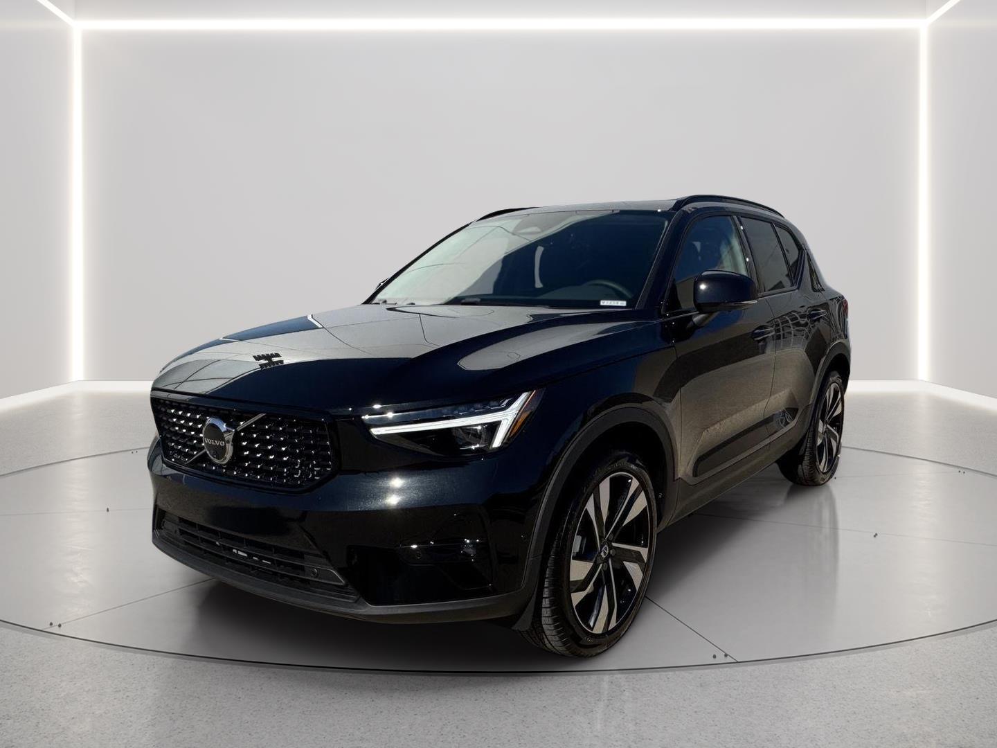 2026 Volvo XC40