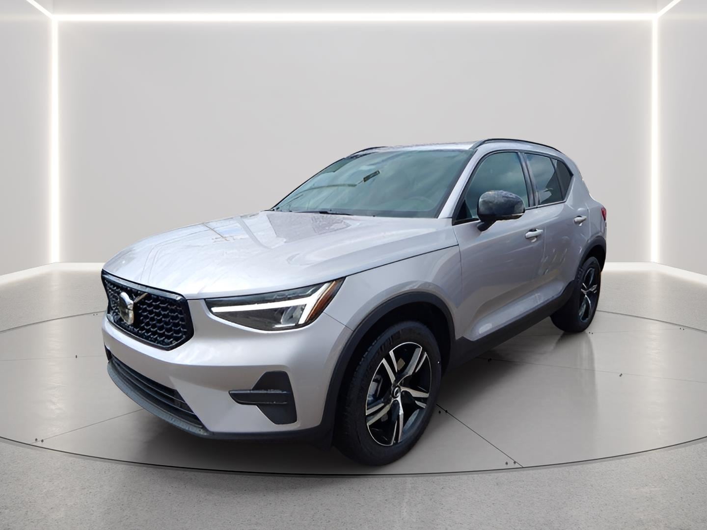 2026 Volvo XC40 Core