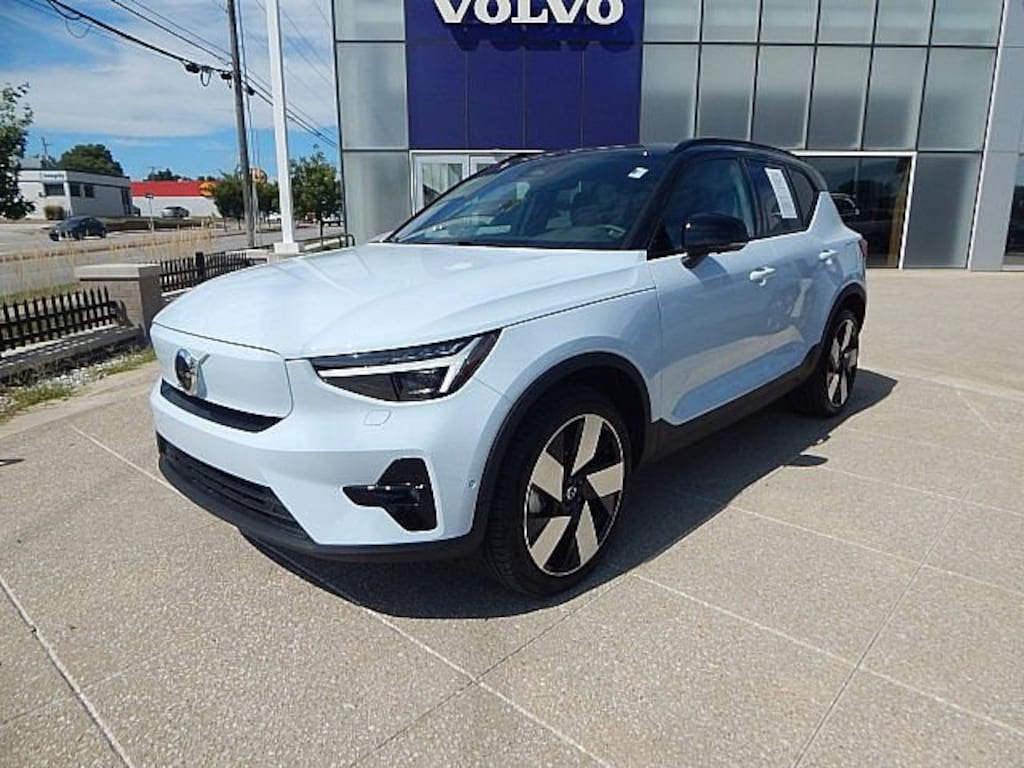 Certified 2024 Volvo XC40 Recharge Pure Electric Ultimate Twin eAWD Ultimate