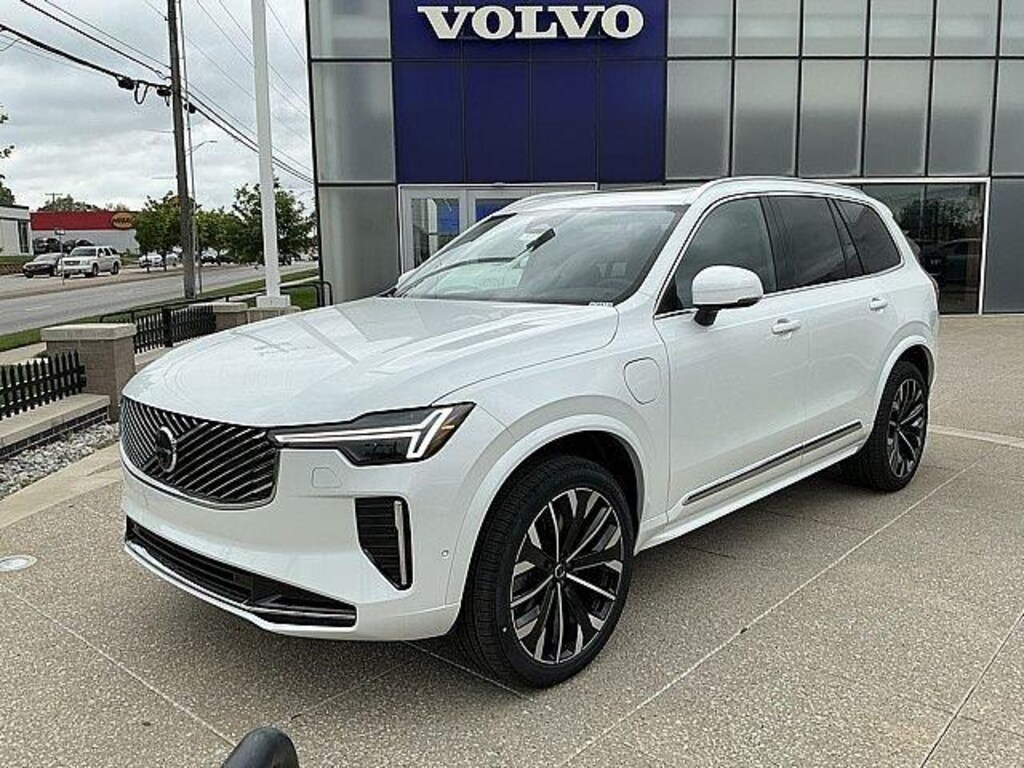 New 2026 Volvo XC90 plug-in hybrid T8 Plus 7-Seater SUV
