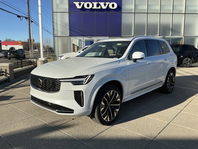 2026 Volvo XC90 T8 Recharge Plus Bright 7-Seat 4WD's photo