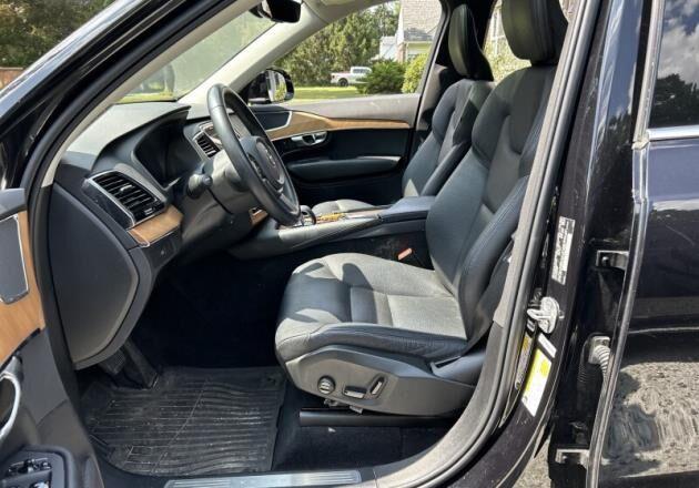 Used 2023 Volvo XC90 Plus with VIN YV4062PN5P1972965 for sale in Kansas City