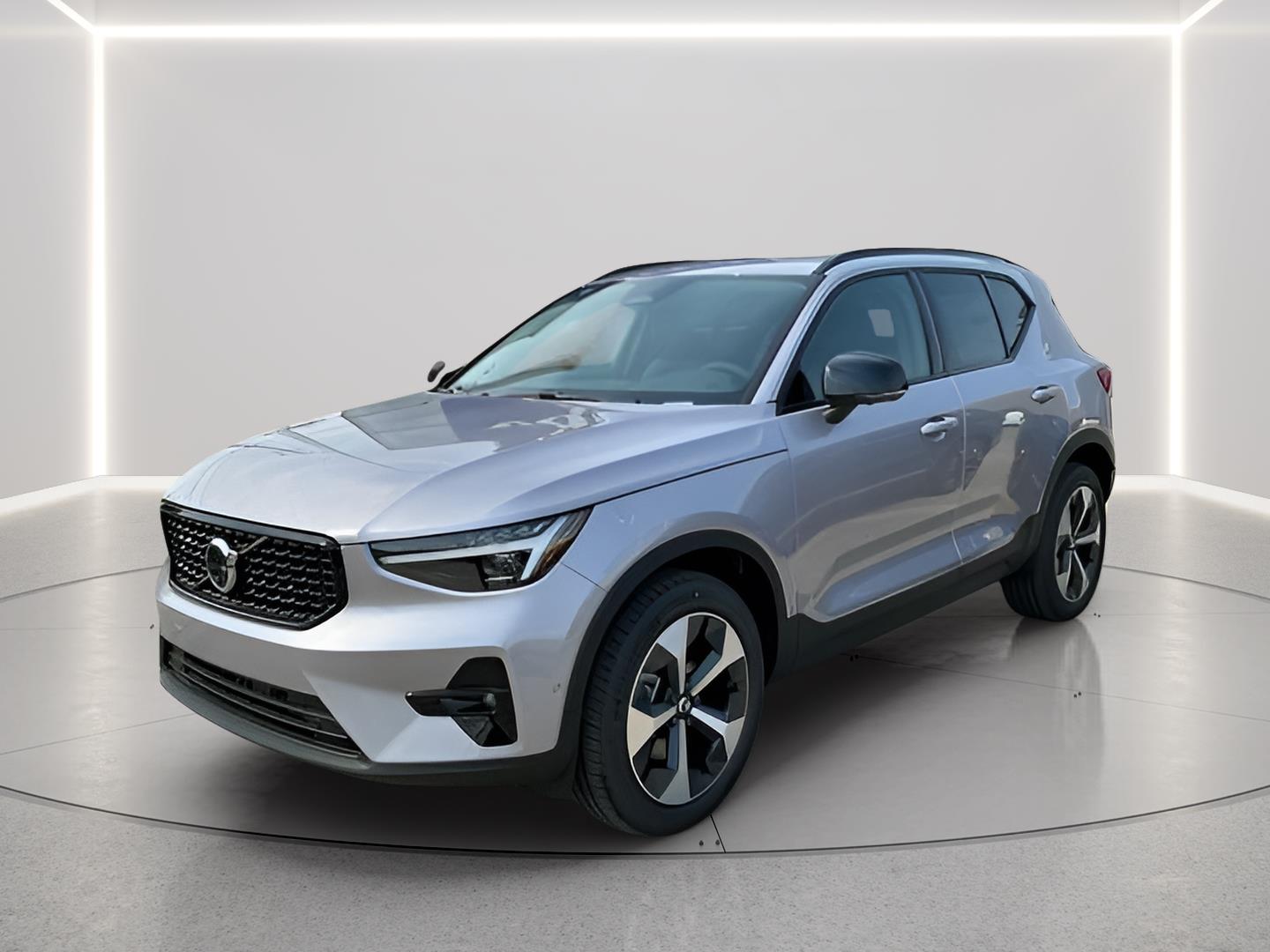 2026 Volvo XC40 Plus