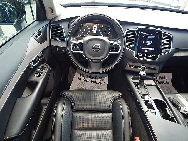 2022 Volvo XC90 T6 AWD Inscription photo 3