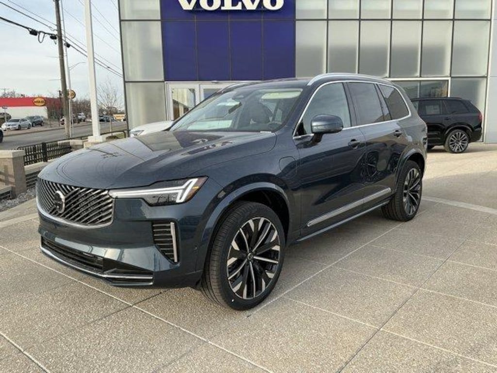 New 2026 Volvo XC90 plug-in hybrid T8 Plus 7-Seater SUV