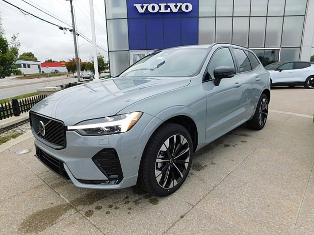 New 2026 Volvo XC60 B5 Plus SUV