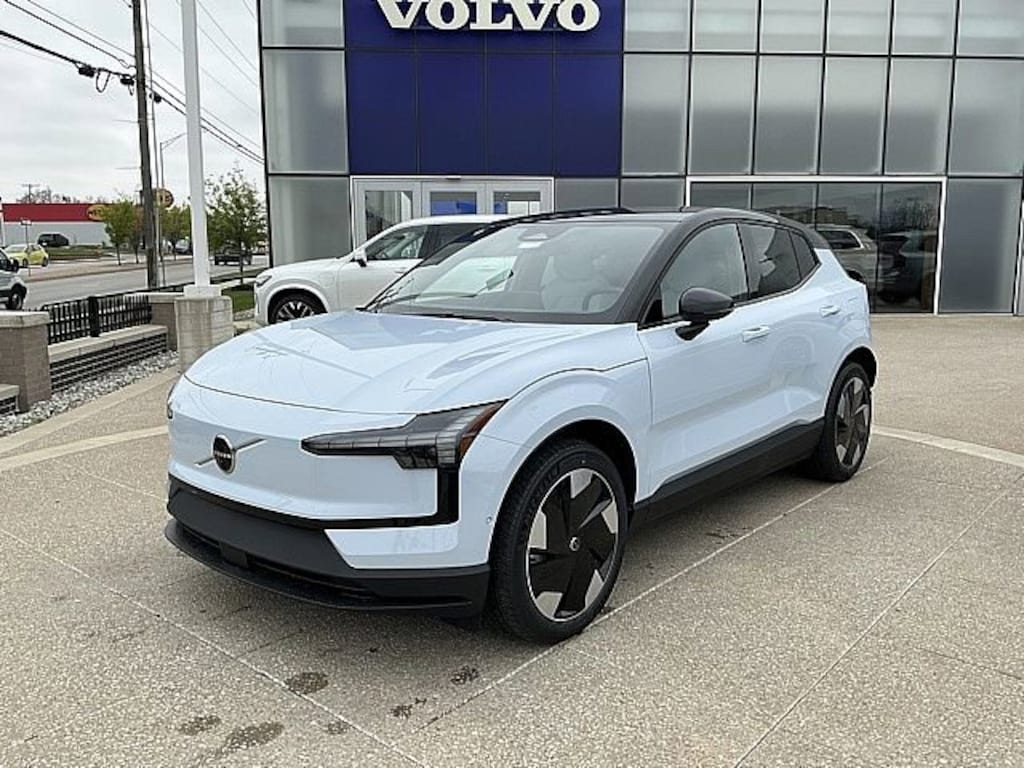 New 2026 Volvo EX30 Twin Motor Ultra SUV