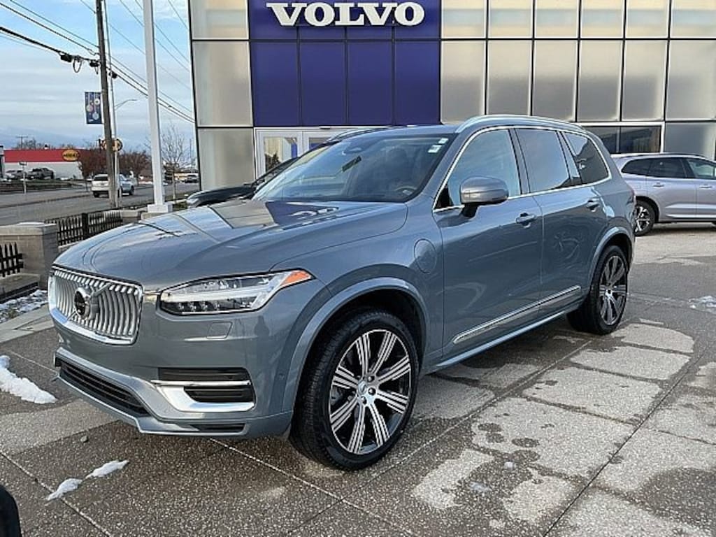 Certified 2023 Volvo XC90 Recharge Plug-In Hybrid Ultimate Bright Theme T8 eAWD PHEV Ultimate Bright Theme 7P