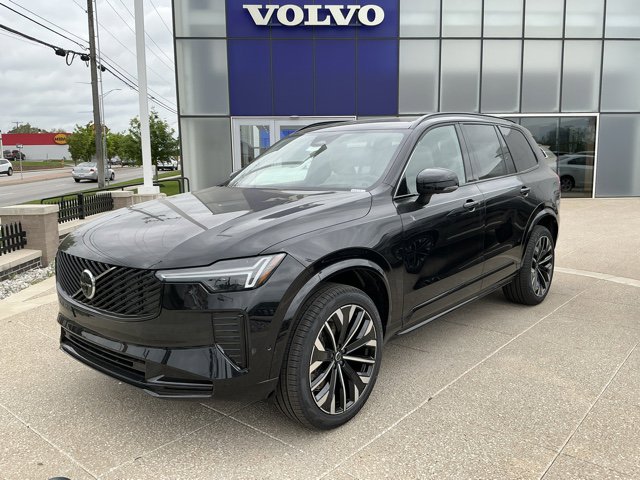 2026 Volvo XC90 B6 Ultra Dark 7-Seater 4WD's photo