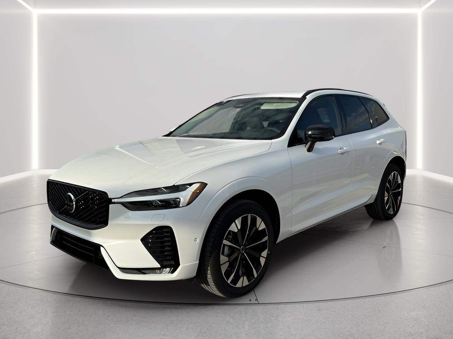 2026 Volvo XC60 Plus