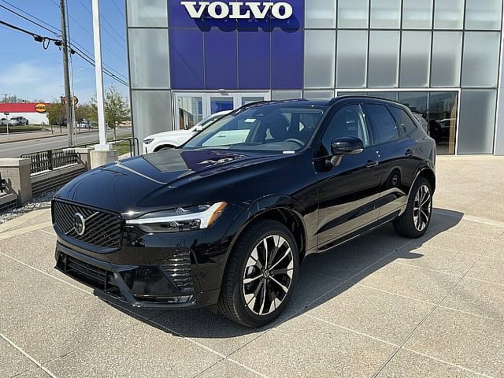 New 2026 Volvo XC60 B5 Plus SUV