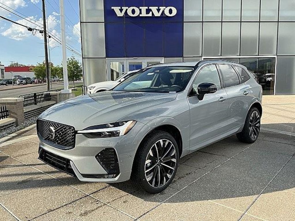 New 2026 Volvo XC60 B5 Ultra SUV