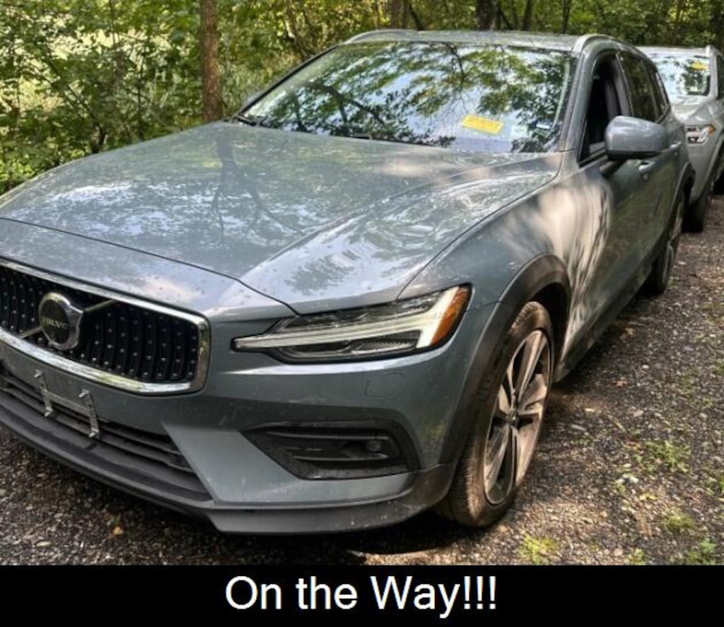 Used 2024 Volvo V60 Cross Country Plus Wagon