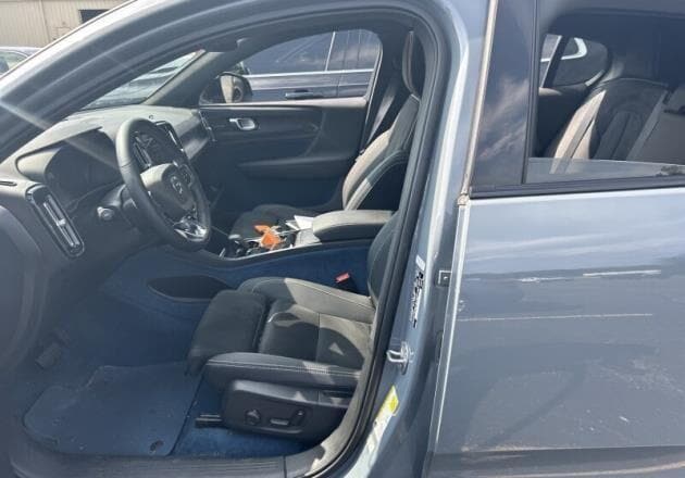Used 2023 Volvo C40 Ultimate with VIN YV4ED3GM6P2032015 for sale in Overland Park, KS