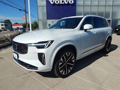 2026 Volvo XC90 plug-in hybrid T8 Plus 6-Seater SUV