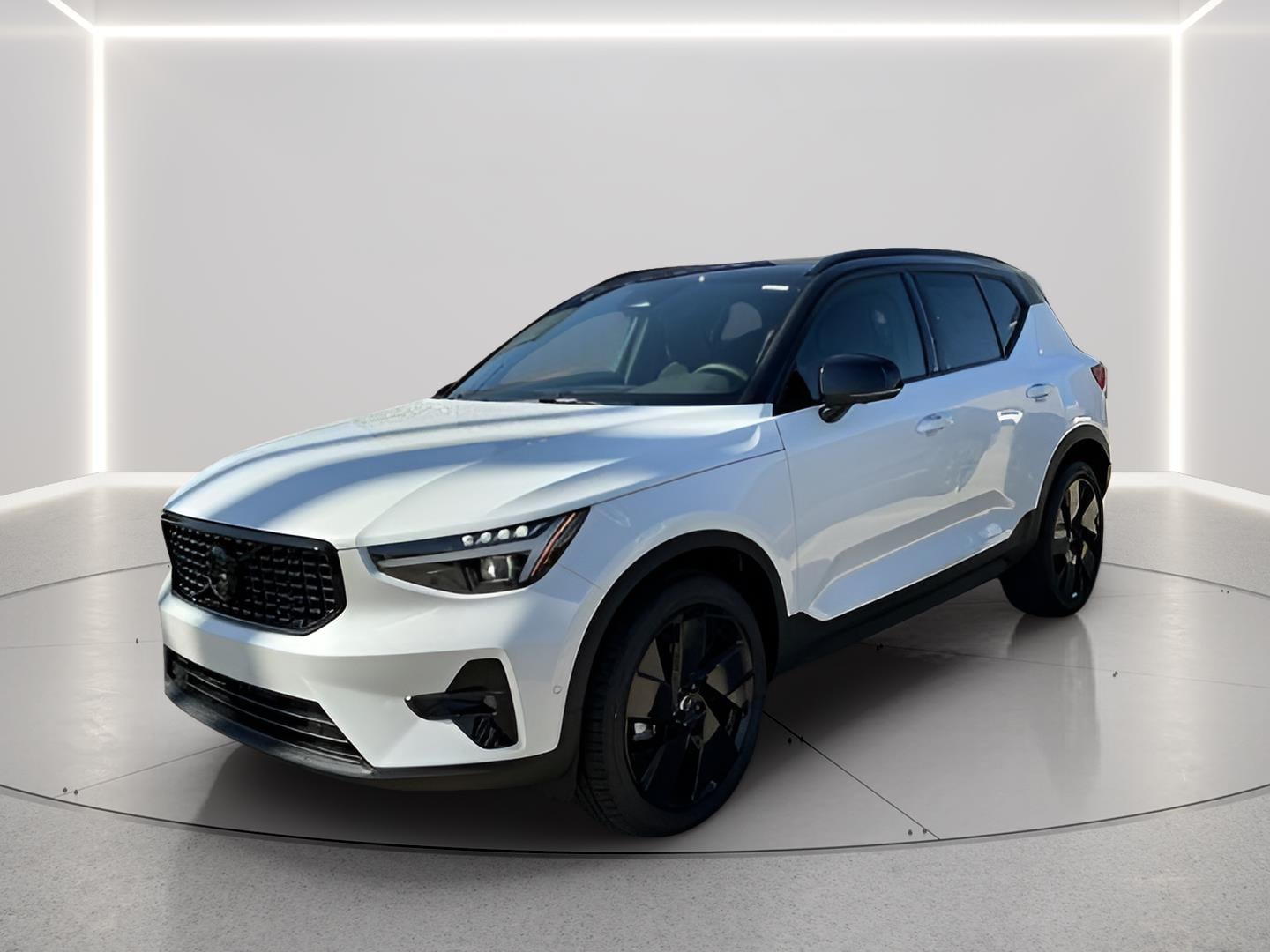 2026 Volvo XC40