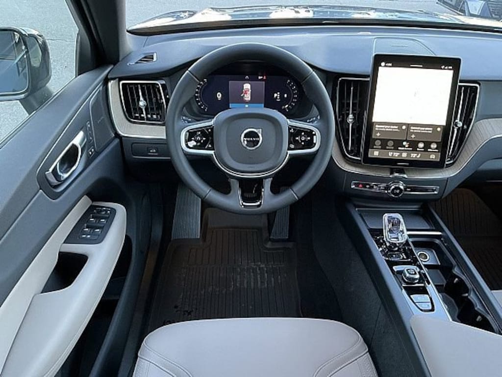 New 2026 Volvo XC60 B5 Plus SUV