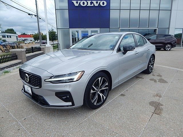 Certified 2025 Volvo S60 Core with VIN 7JRL12FJ0SG362279 for sale in Kansas City