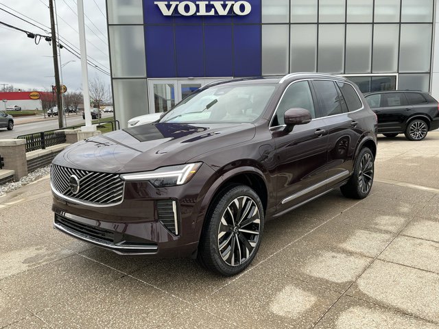 2026 Volvo XC90 T8 Recharge Ultra Bright 4WD's photo
