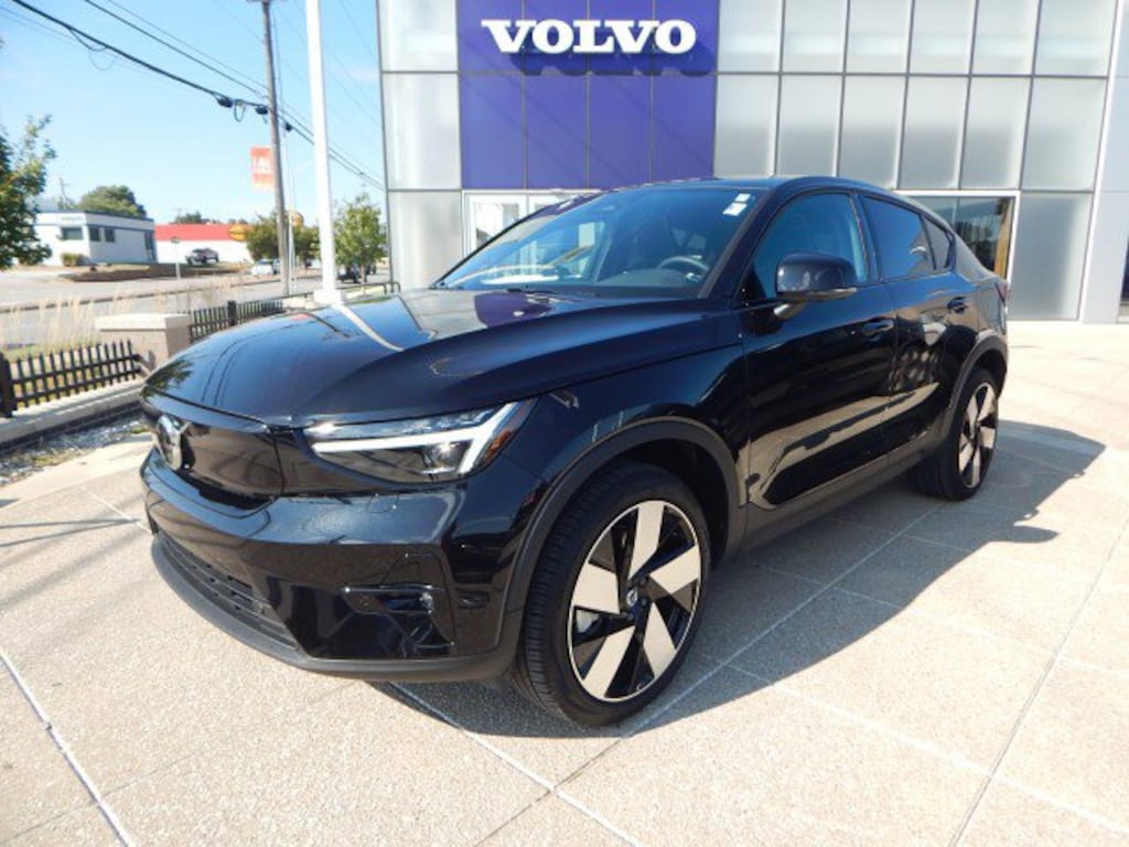 Certified 2023 Volvo C40 Recharge Pure Electric Ultimate Twin eAWD Ultimate