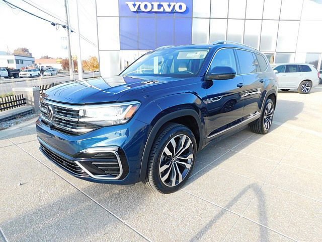 Used 2023 Volkswagen Atlas SEL Premium R-Line with VIN 1V2FR2CA6PC532618 for sale in Kansas City