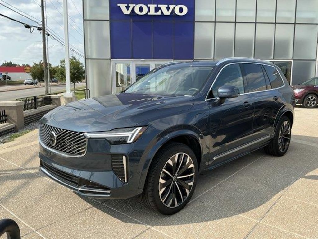 New 2026 Volvo XC90 plug-in hybrid T8 Plus 7-Seater SUV