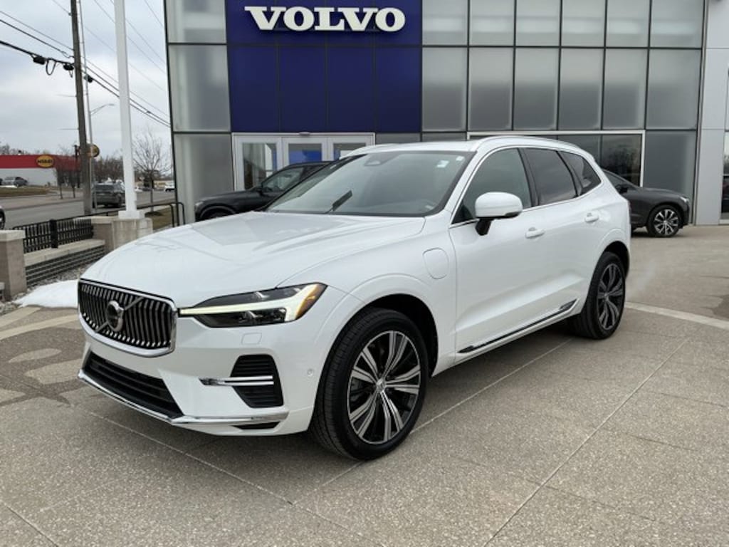 Certified 2023 Volvo XC60 Recharge Plug-In Hybrid Plus Bright Theme T8 eAWD PHEV Plus Bright Theme