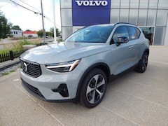 2026 Volvo XC40 B5 Plus AWD SUV