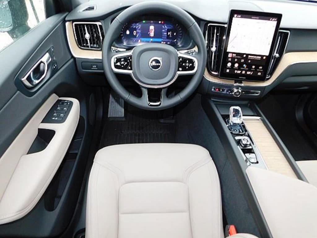 New 2026 Volvo XC60 B5 Plus SUV