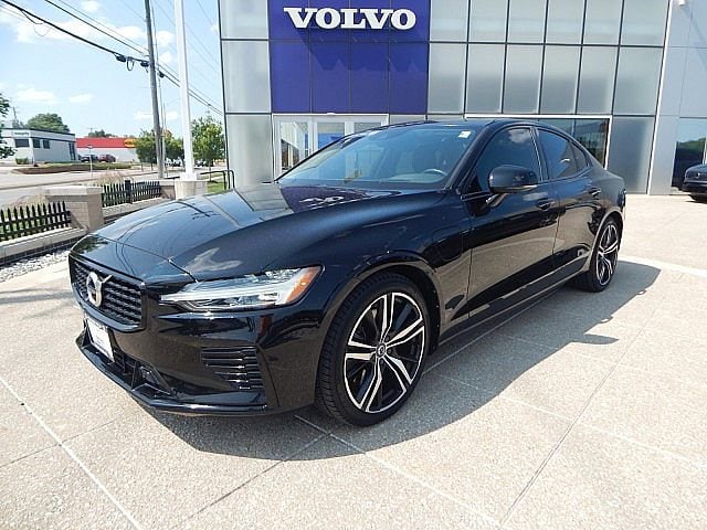 Used 2021 Volvo S60 R-Design Expression with VIN 7JRBR0FZ7MG091366 for sale in Kansas City