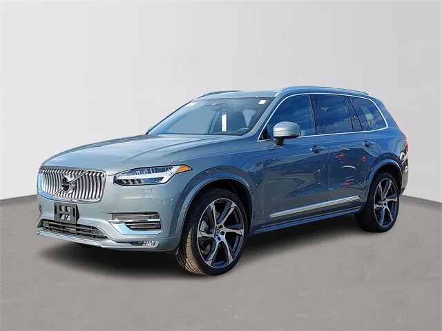 2022 Volvo SUV