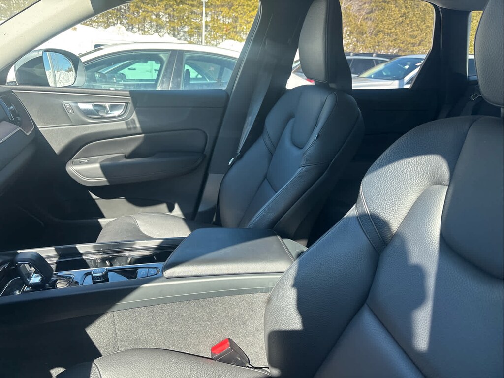 Used 2023 Volvo XC60 B5 AWD Plus Bright SUV