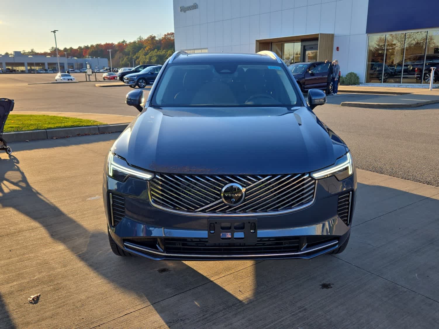 2026 Volvo XC90 Plus photo 3