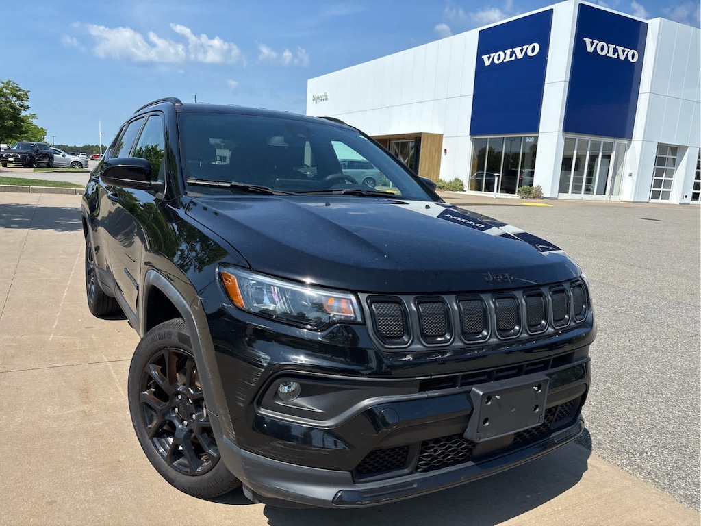 Used 2022 Jeep Compass Latitude SUV