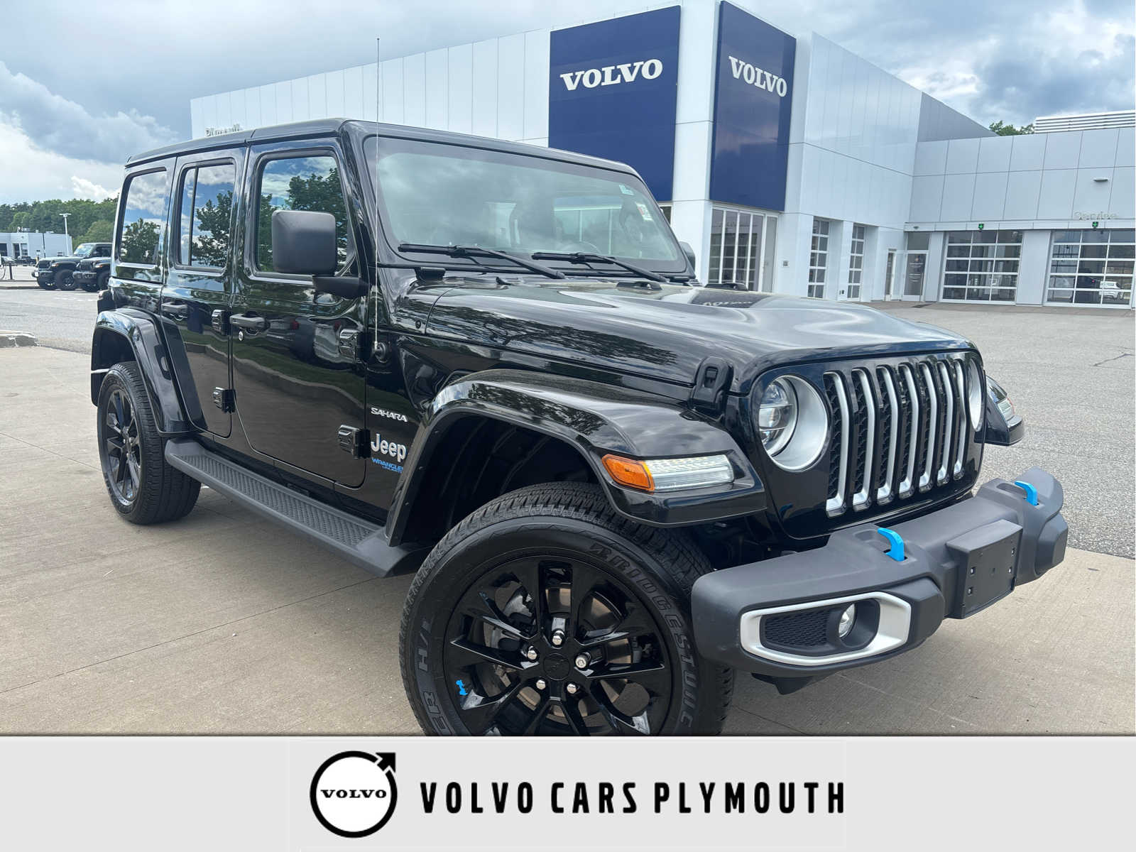2022 Jeep Wrangler Sahara 4XE's photo