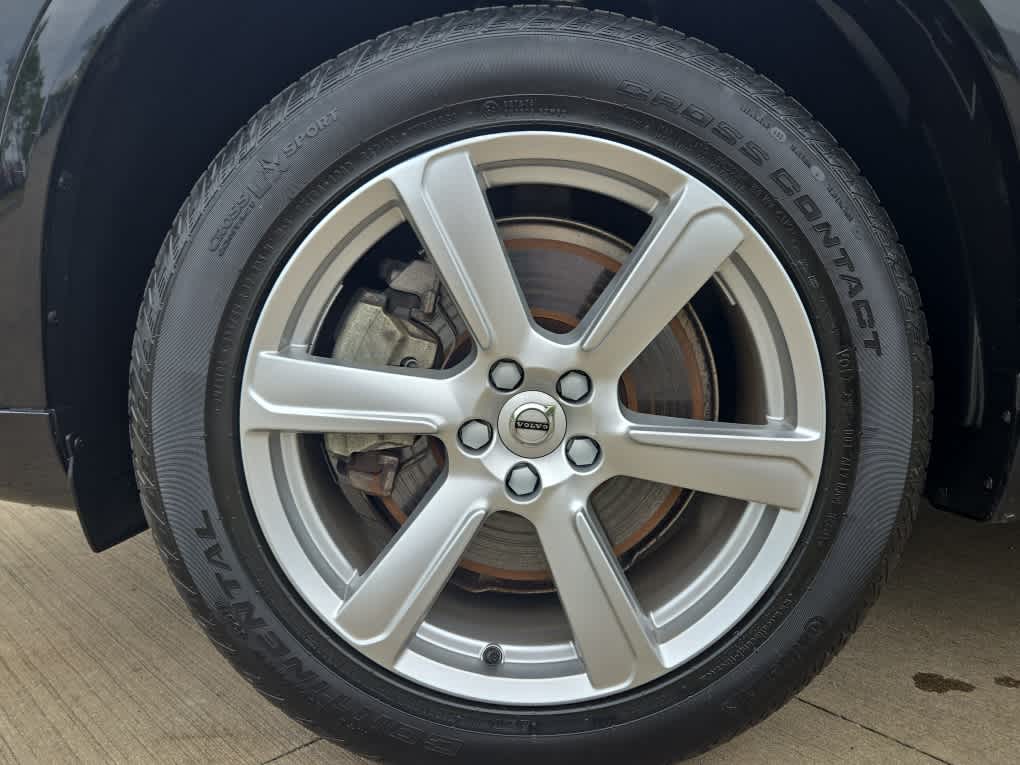 2023 Volvo XC90 AWD Core photo 4