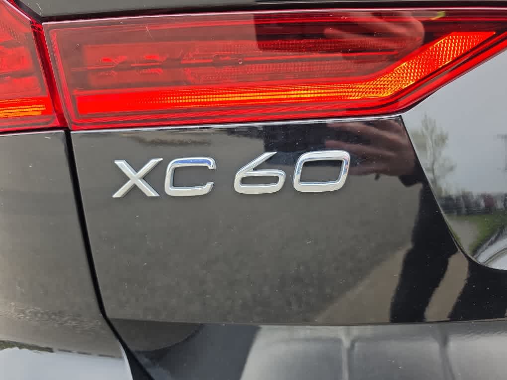 2026 Volvo XC60 Ultra - Photo 8