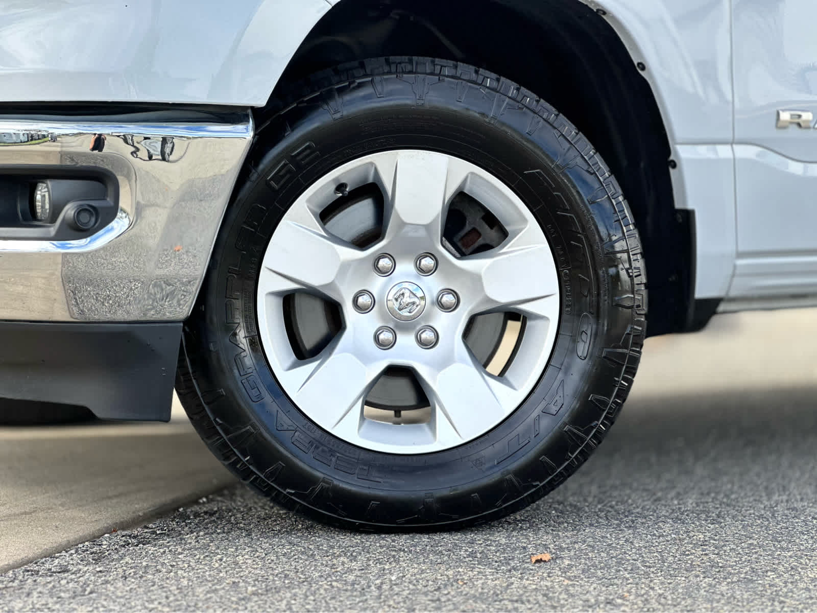 2021 Ram 1500 Big Horn Lone Star photo 3