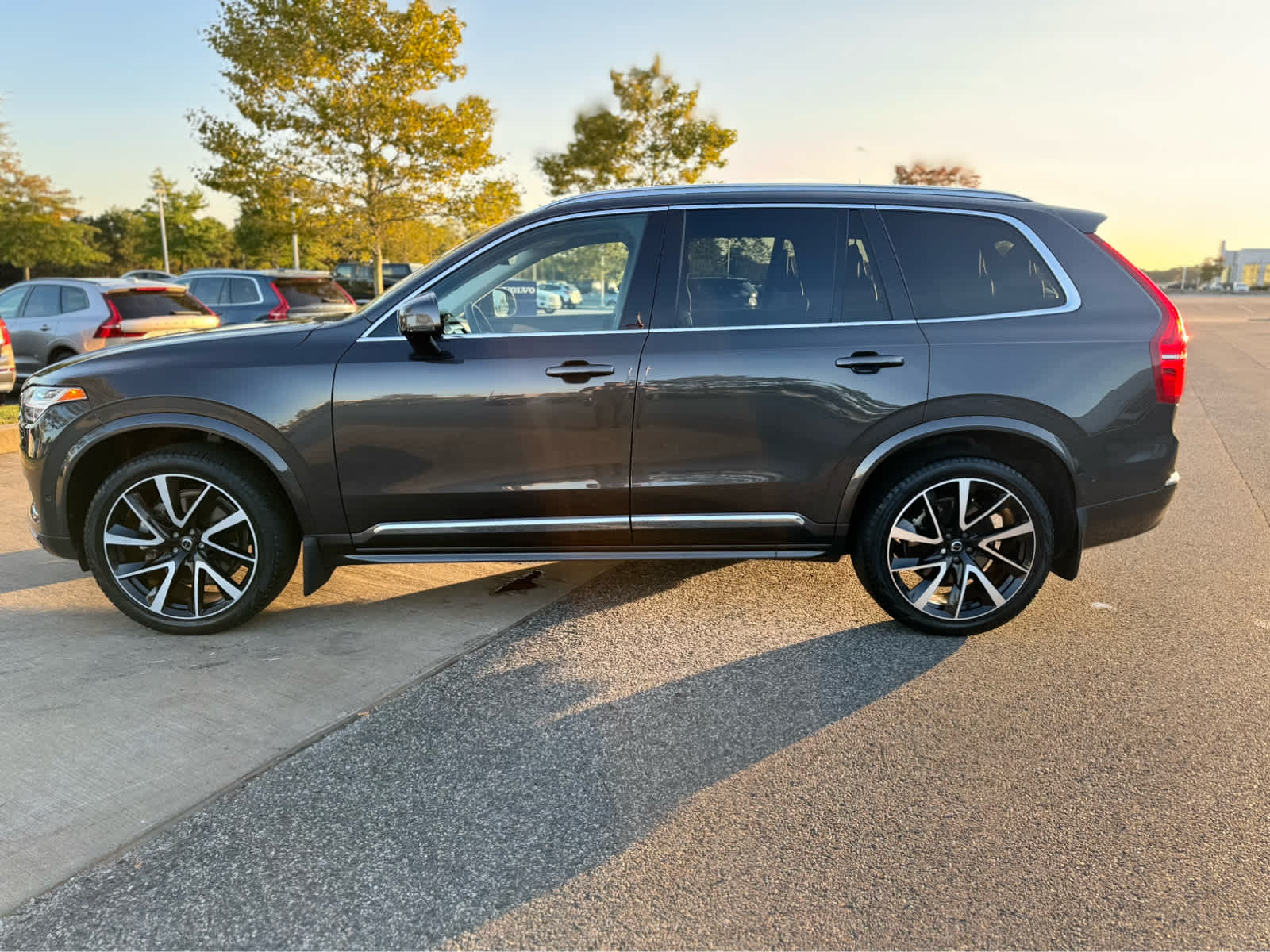 2024 Volvo XC90 Plus photo 3