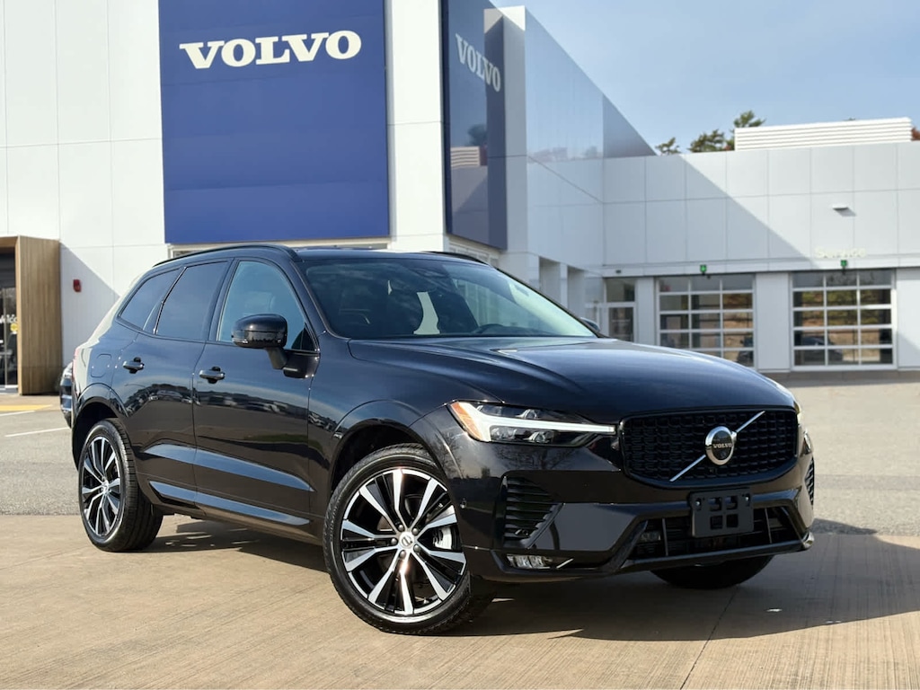 Used 2025 Volvo XC60 B5 Plus SUV