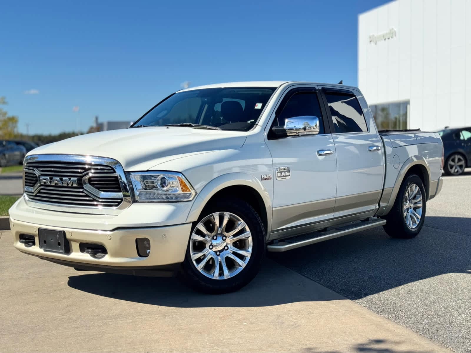 2017 Ram 1500 Longhorn photo 2