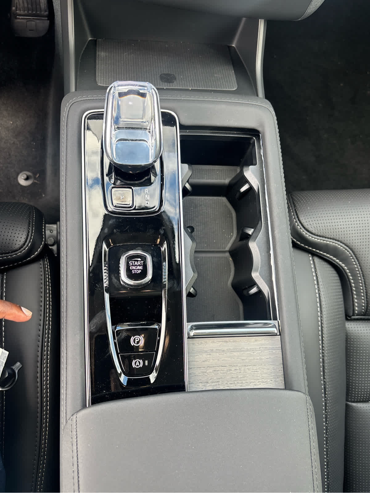 2026 Volvo XC90 Ultra - Photo 20